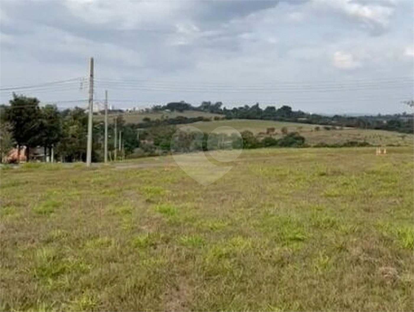 Terreno à venda no condomínio Village Saint Charbel, Araçoiaba da Serra - SP