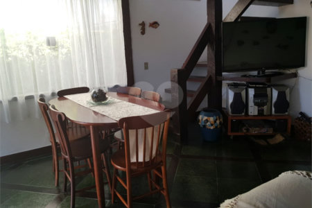 Casa em condomínio à venda com 3 quartos, sendo 2 suítes,  em Alto de Búzios, Armação dos Búzios, RJ