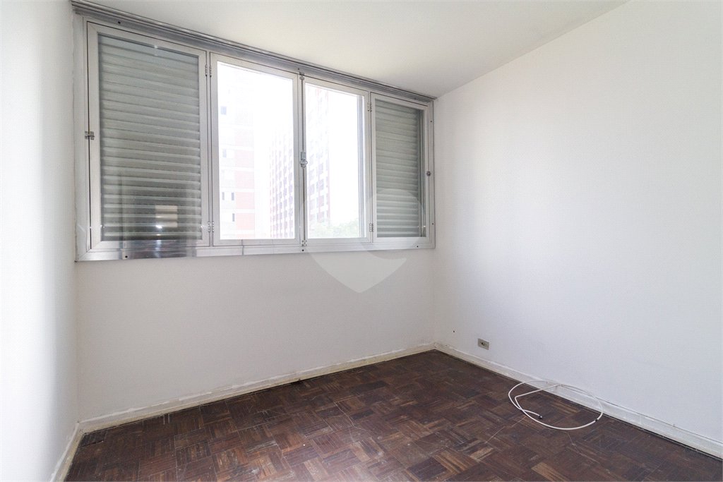 Apartamento à venda com 3 quartos, sendo 1 suíte, em Jardim América, São Paulo, SP