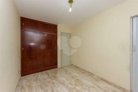 Apartamento à venda com 3 quartos, sendo 1 suíte, em Saúde, São Paulo, SP