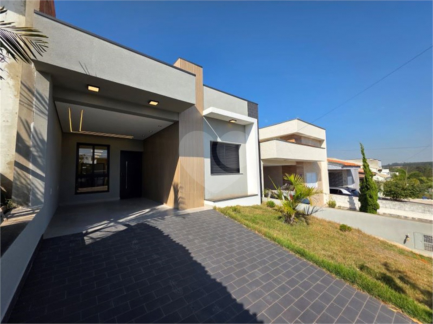 Casa à venda com 3 quartos, sendo 1 suíte,  no condomínio Jardim Residencial Villagio Ipanema I, Sorocaba - SP