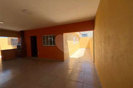 Casa à venda com 3 quartos, sendo 1 suíte, em Jardim Santa Inêz, Itapetininga, SP