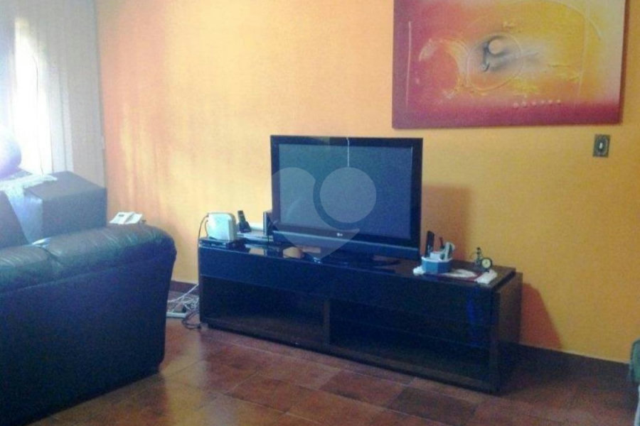 Sobrado à venda com 2 quartos em Santana, São Paulo, SP