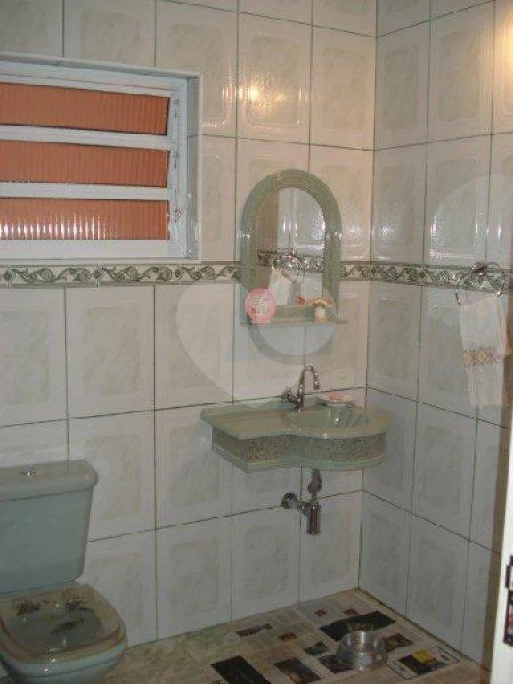 OPORTUNIDADE SOBRADO 3 Dormitórios. Ótima Localização e Fácil Acesso.