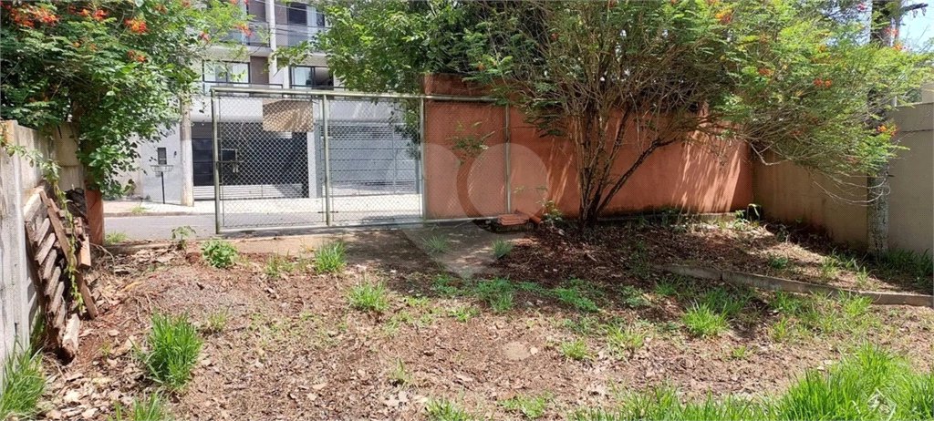 Terreno à venda no Jardim dos Pinheiros, Atibaia