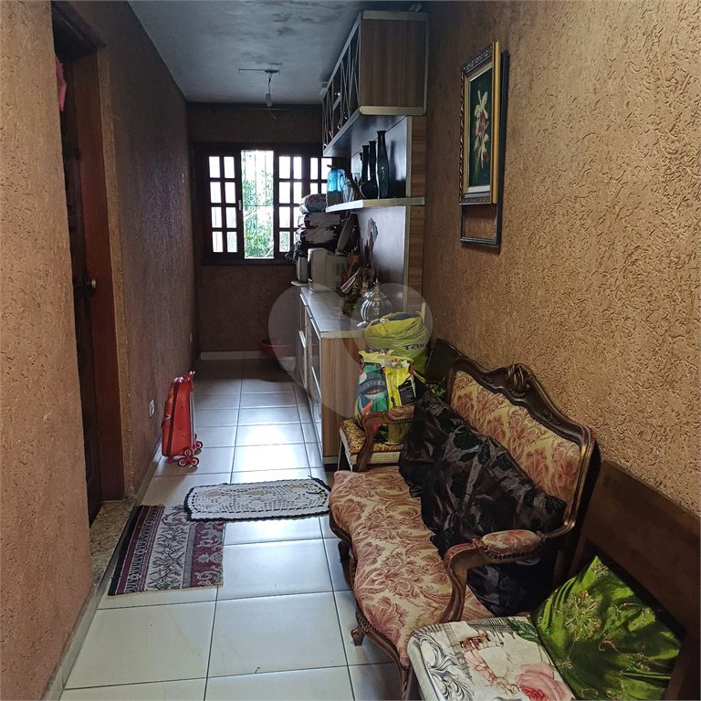 Sobrado à venda com 4 quartos, sendo 1 suíte, em Tremembé, São Paulo, SP