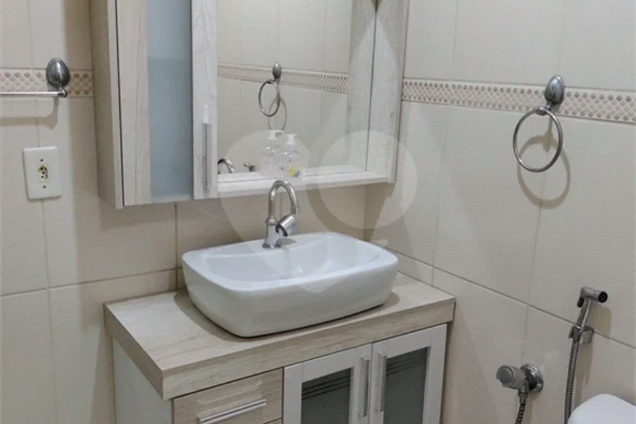 Sobrado à venda com 2 quartos em Conjunto Residencial Vista Verde, São Paulo, SP