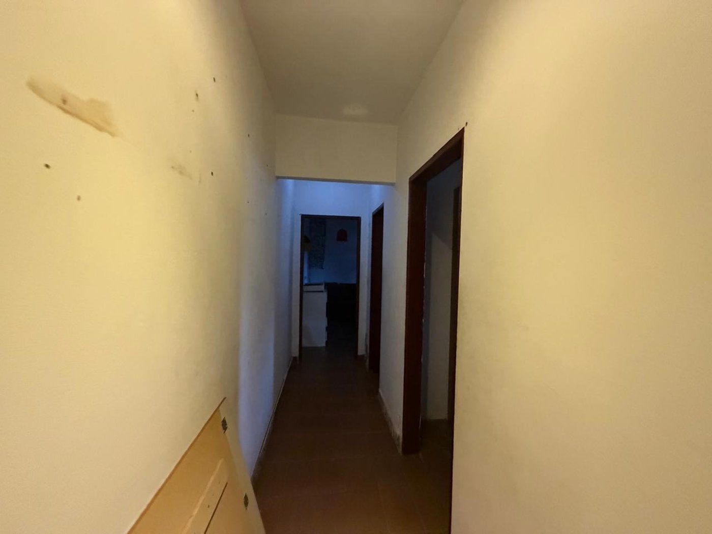 Casa Térrea à venda com 9 quartos, sendo 2 suítes, no condomínio Seranila, Monte Mor - SP