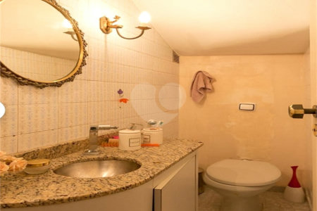 Sobrado à venda com 2 quartos em Campo Belo, São Paulo, SP