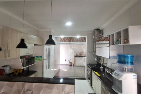 Casa à venda com 3 quartos, sendo 1 suíte, no condomínio Golden Park Residence, Sorocaba - SP