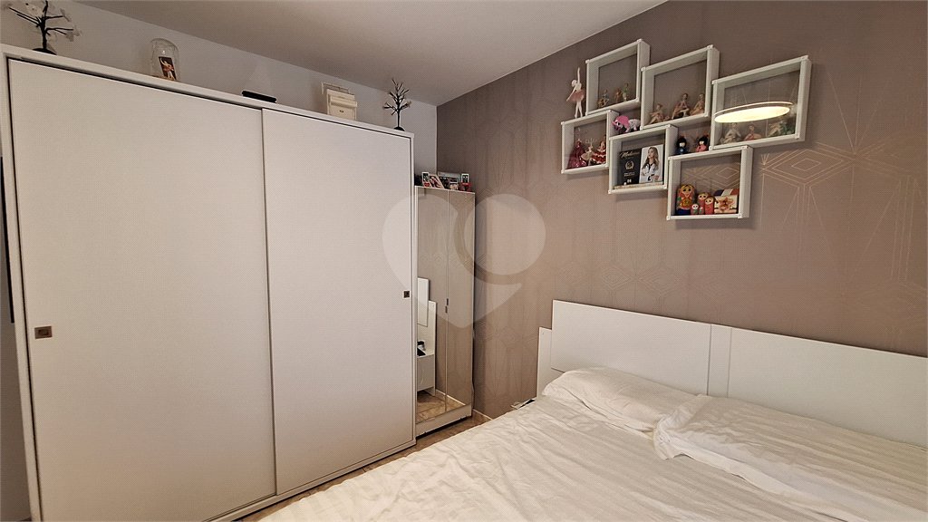 Sobrado à venda com 4 quartos, sendo 1 suíte, em Tremembé, São Paulo, SP