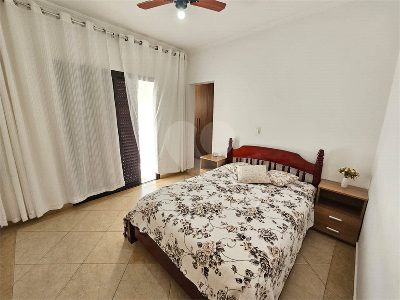Sobrado à venda com 3 quartos, sendo 1 suíte,  em Santana, São Paulo, SP