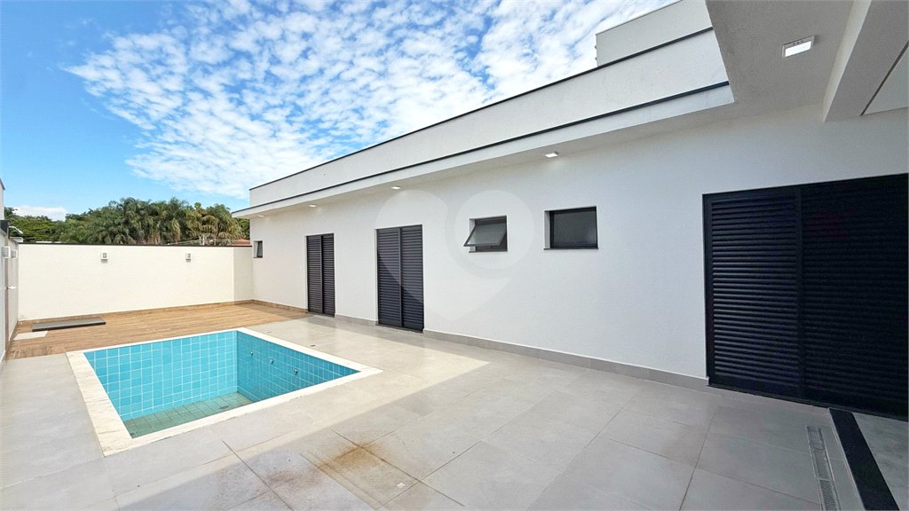 Casa à venda com 3 quartos, sendo 1 suíte,  no condomínio Jardim Piemonte, Indaiatuba - SP