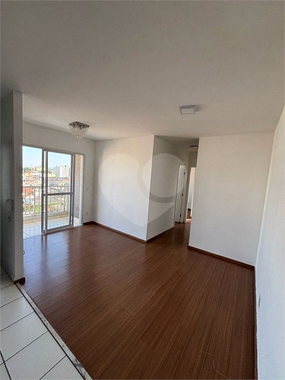 Apartamento à venda com 2 quartos, sendo 1 suíte, em Vila Galvão, Guarulhos, SP