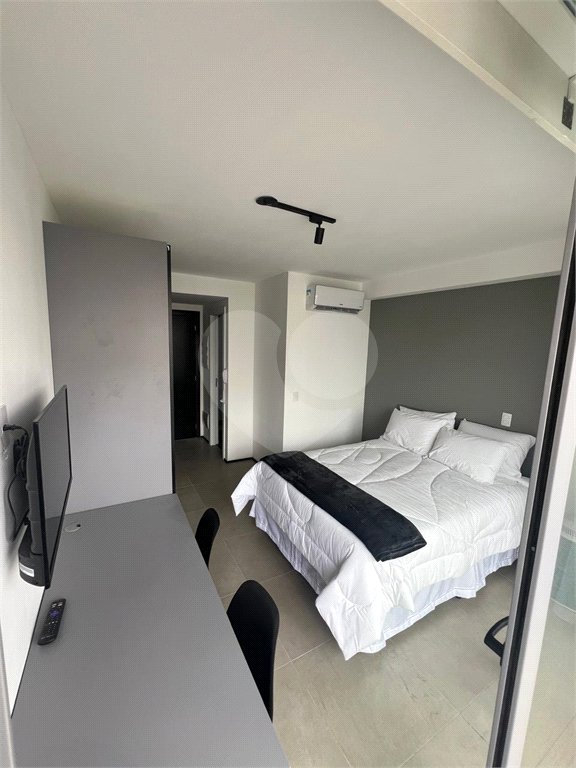 Apartamento à venda ou para alugar com 1 suíte em Indianópolis, São Paulo, SP