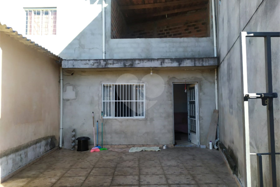 Casa à venda com 4 quartos, sendo 1 suíte, em Tremembé, São Paulo, SP
