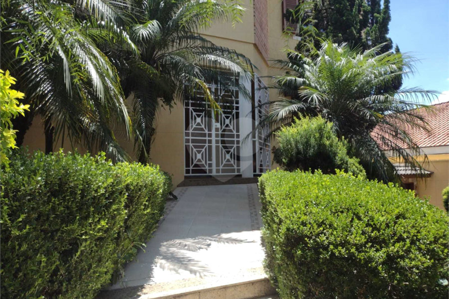 Sobrado à venda com 4 suítes em Jardim Floresta, São Paulo, SP