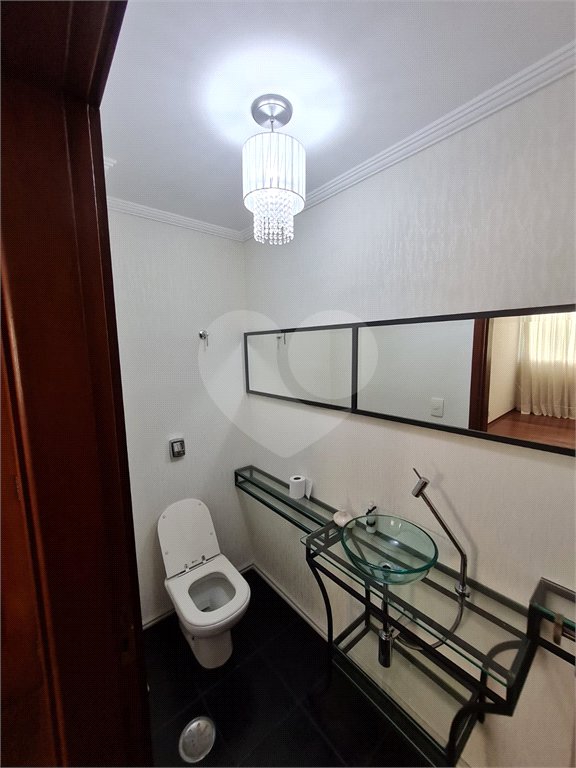 Apartamento à venda com 3 quartos, sendo 1 suíte,  em Vila Angeli, Valinhos, SP