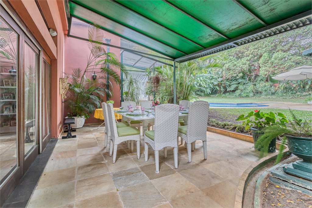 Casa à venda com 5 quartos, sendo 4 suítes, em Brooklin Velho, São Paulo, SP