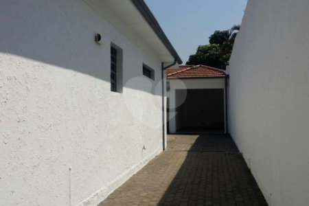 Casa à venda com 5 quartos, sendo 3 suítes, em Jardim Novo Mundo, São Paulo, SP