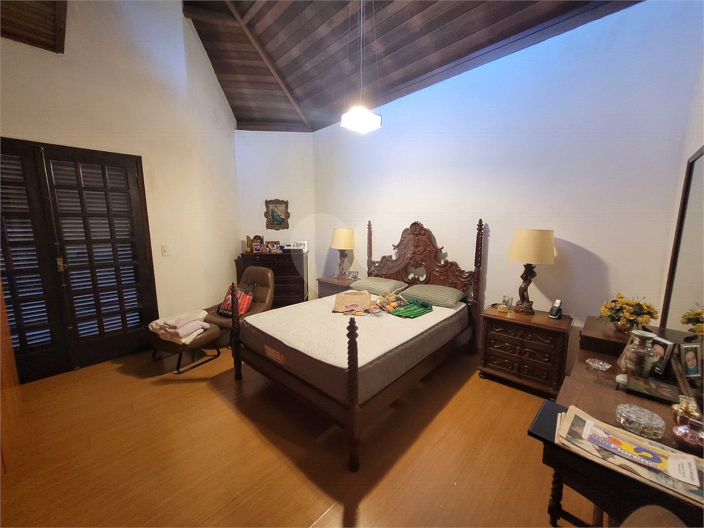 Casa à venda com 3 quartos, sendo 1 suíte, no condomínio Alpes da Cantareira, Mairiporã - SP