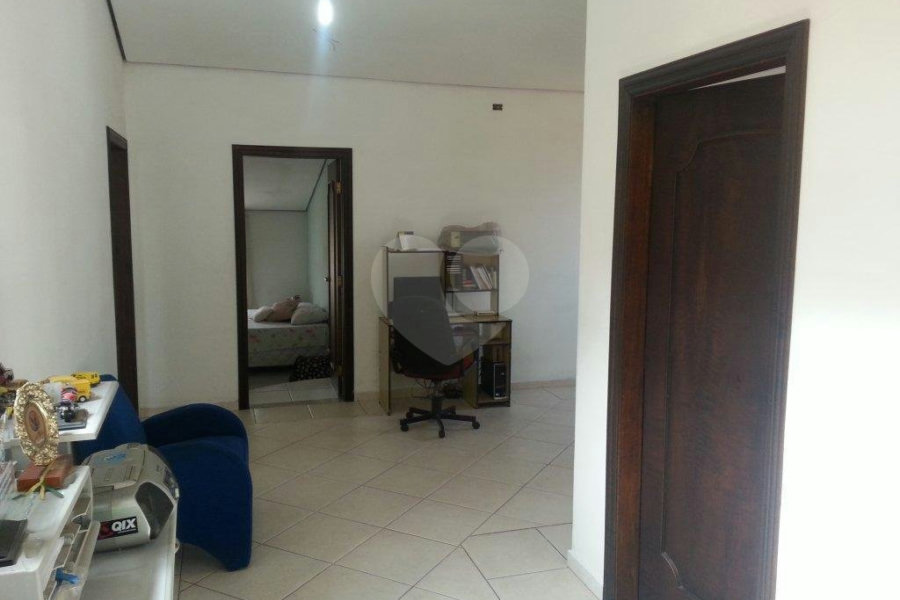 Sobrado à venda ou para alugar com 4 quartos, sendo 1 suíte, em Parada Inglesa, São Paulo, SP