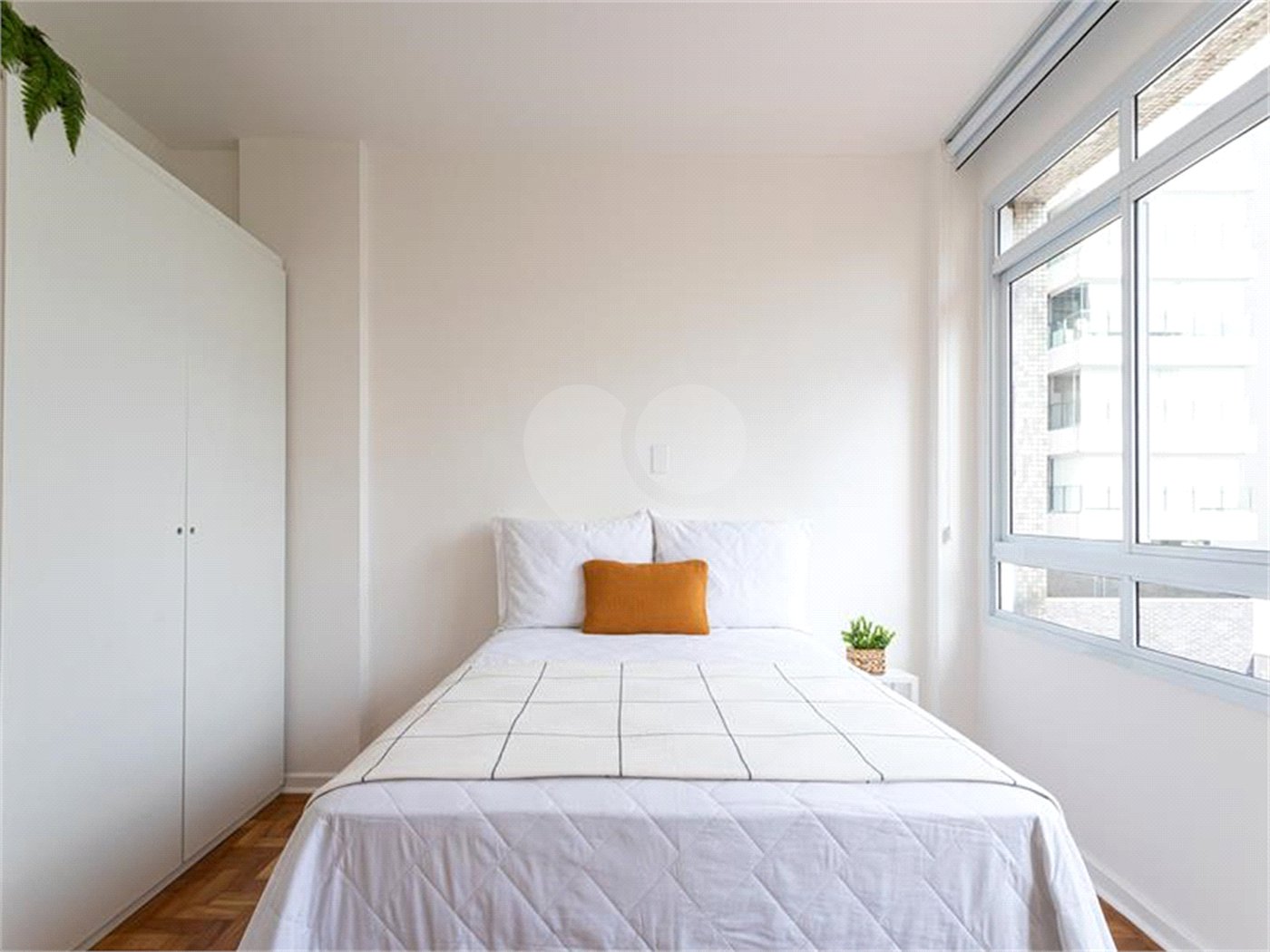 Apartamento à venda com 5 quartos, sendo 1 suíte,  em Pinheiros, São Paulo, SP