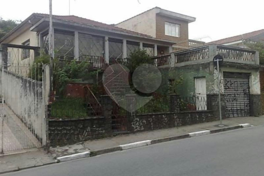 Sobrado à venda com 3 quartos em Parada Inglesa, São Paulo, SP
