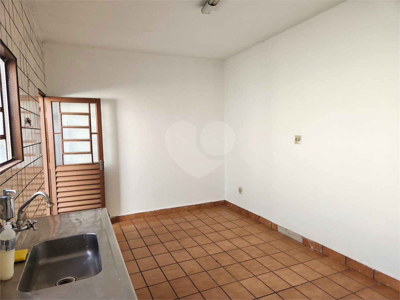 Casa à venda com 2 quartos no Centro, Araraquara, SP
