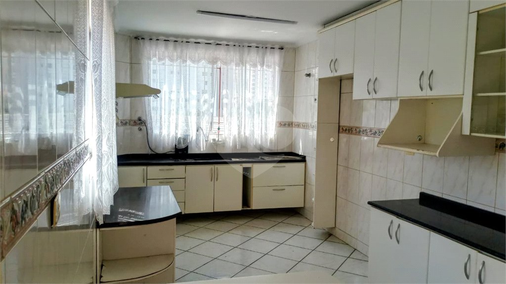 Sobrado à venda com 3 quartos, sendo 1 suíte,  em Vila Dom Pedro II, São Paulo, SP