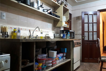 Apartamento à venda com 3 quartos, sendo 1 suíte,  em Santa Cecília, São Paulo, SP