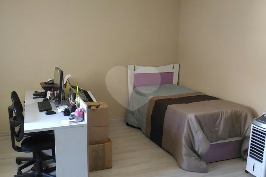 Sobrado à venda com 3 quartos, sendo 1 suíte,  em Imirim, São Paulo, SP