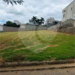 Terreno à venda no condomínio Figueira Garden, Atibaia - SP