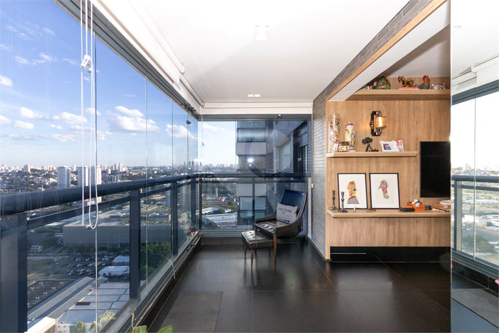 Apartamento à venda com 2 quartos, sendo 1 suíte,  em Vila Leopoldina, São Paulo, SP