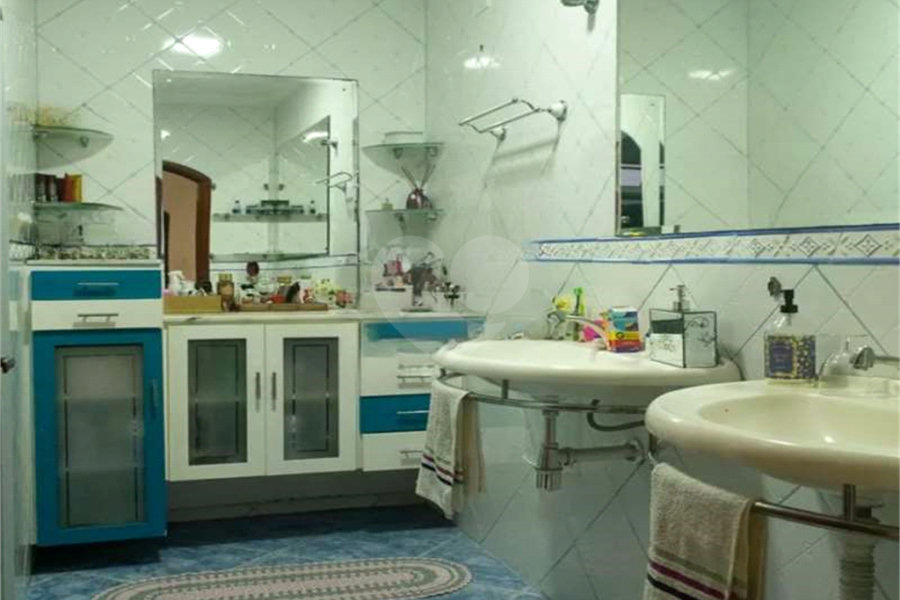 Sobrado à venda com 3 quartos, sendo 1 suíte, em Vila Nova Cachoeirinha, São Paulo, SP