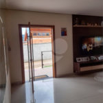 Casa à venda com 8 quartos, sendo 2 suítes,  em Jardim Estância Brasil, Atibaia, SP