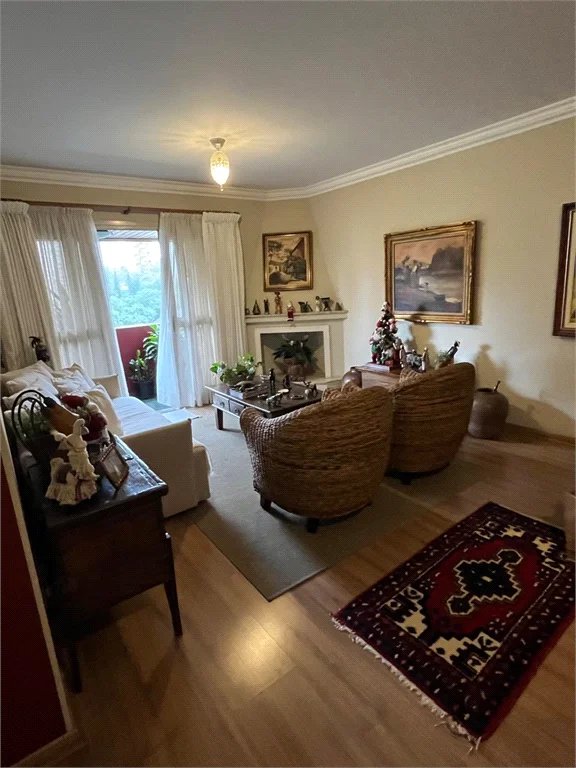 Apartamento à venda com 3 quartos, sendo 1 suíte,  em Jardim Londrina, São Paulo, SP