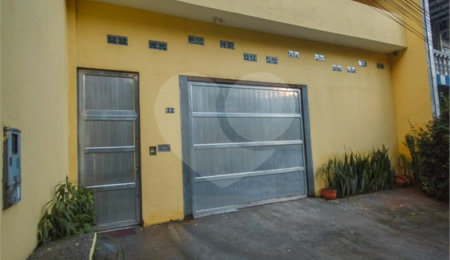 Sobrado à venda com 3 quartos em Jaraguá, São Paulo, SP