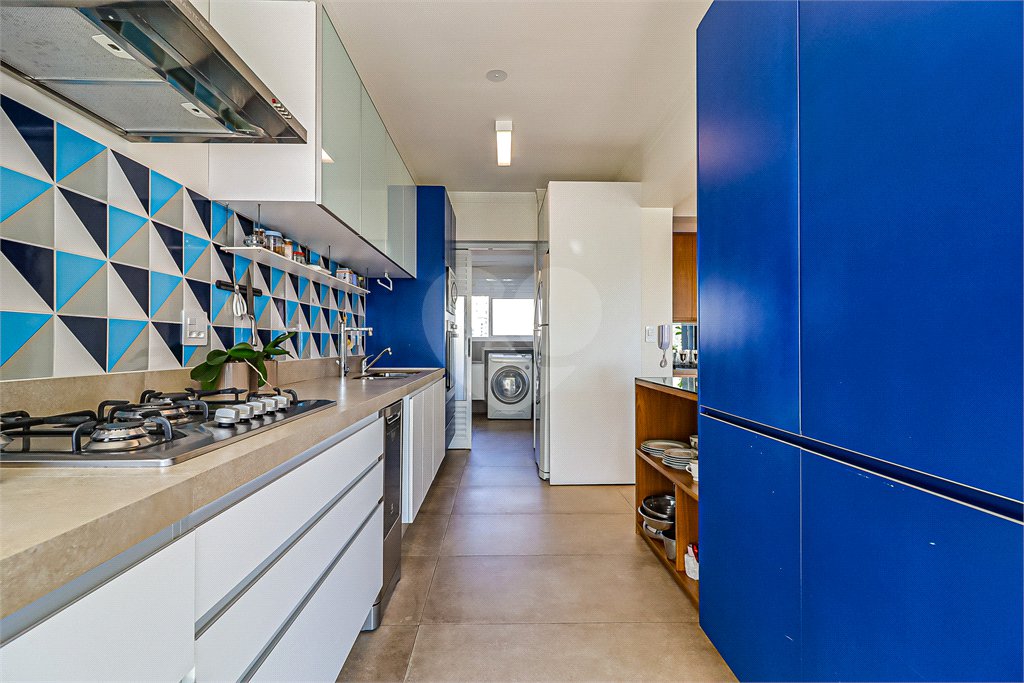 Apartamento à venda com 3 suítes em Vila Mariana, São Paulo, SP