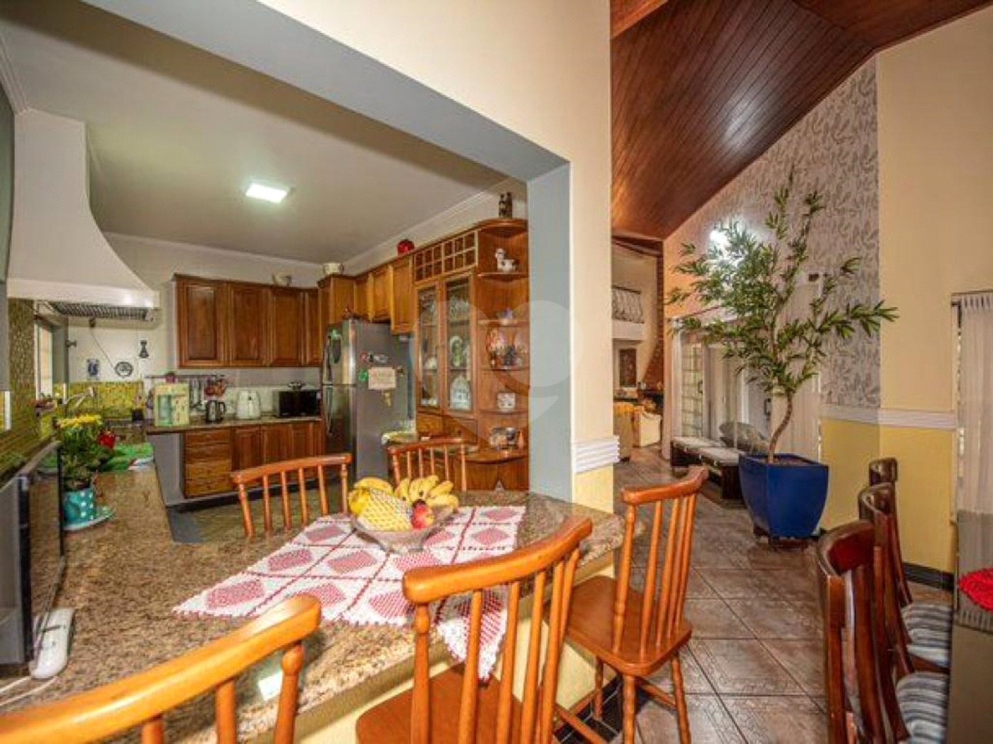 Casa à venda com 3 suítes no condomínio Aldeia da Serrinha, Sorocaba - SP