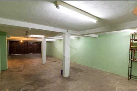 Casa à venda com 4 quartos, sendo 1 suíte, em Vila Tiradentes, São Paulo, SP