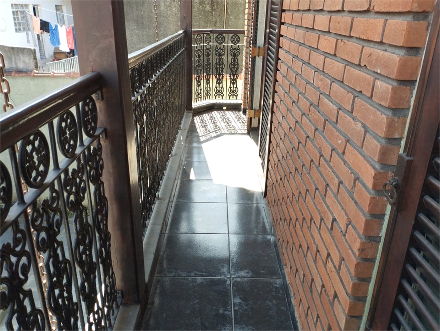 Sobrado à venda com 4 quartos, sendo 1 suíte, em Tremembé, São Paulo, SP