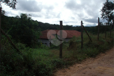 Sítio à venda com 1 quarto em Pirucaia, Mairiporã, SP