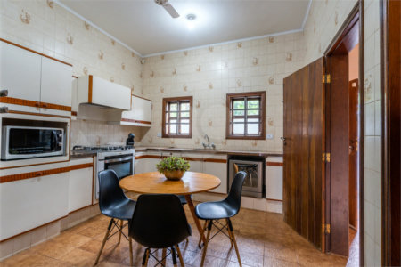 Casa à venda ou para alugar com 4 suítes no Centro, Três Lagoas, MS