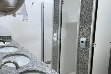 Sala à venda ou para alugar no Centro, São Paulo, SP