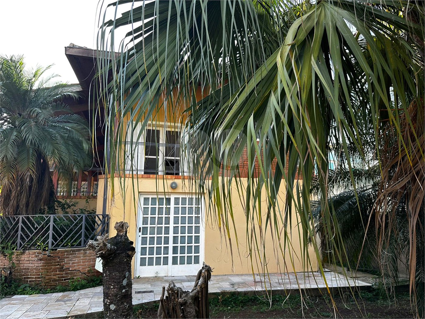 Casa à venda com 4 suítes em Vila Petrópolis, Atibaia, SP