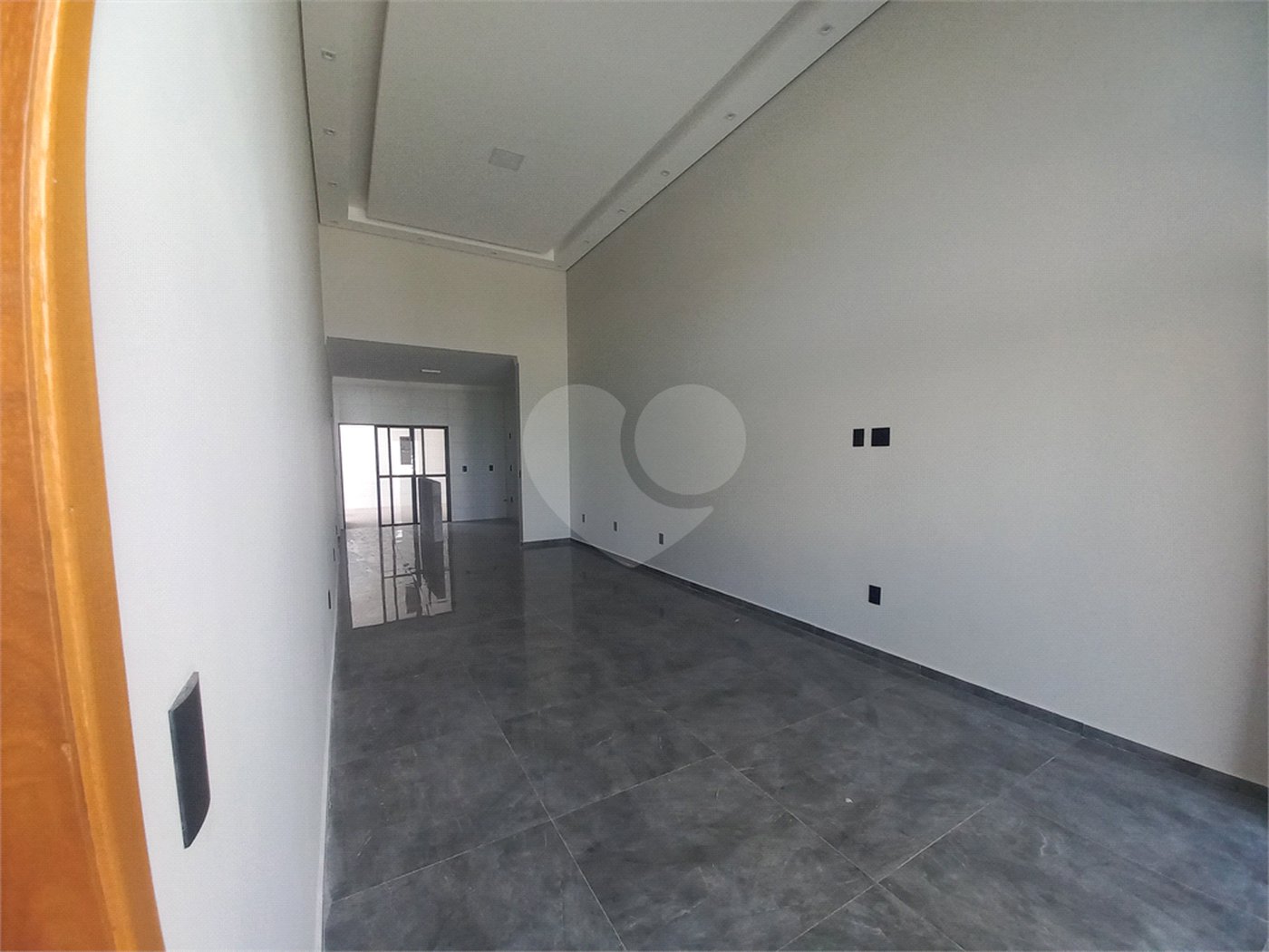 Casa à venda com 3 quartos, sendo 1 suíte, no condomínio Horto Florestal Villagio, Sorocaba - SP