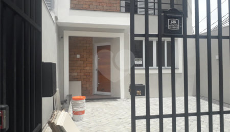 Casa à venda com 3 quartos, sendo 1 suíte,  em Vila Maria, São Paulo, SP