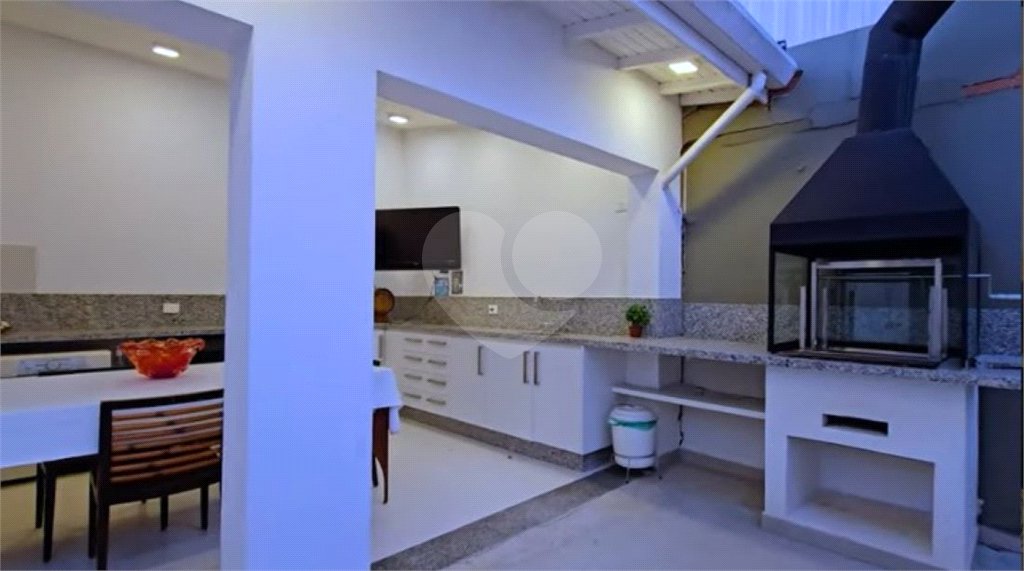 Casa à venda com 4 quartos, sendo 1 suíte, em Jardim Europa, São Paulo, SP