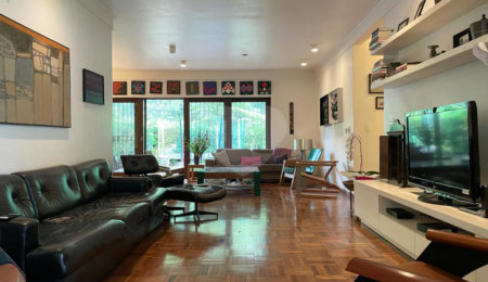 Casa à venda com 4 quartos, sendo 1 suíte,  em Vila Morumbi, São Paulo, SP